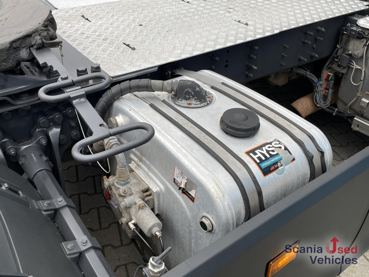 SCANIA R 450 A4x2NB DIFF-L RETARDER FULL AIR 8T HYDRO - Тягач: фото 2 SCANIA R 450 A4x2NB DIFF-L RETARDER FULL AIR 8T HYDRO - Тягач: фото 2