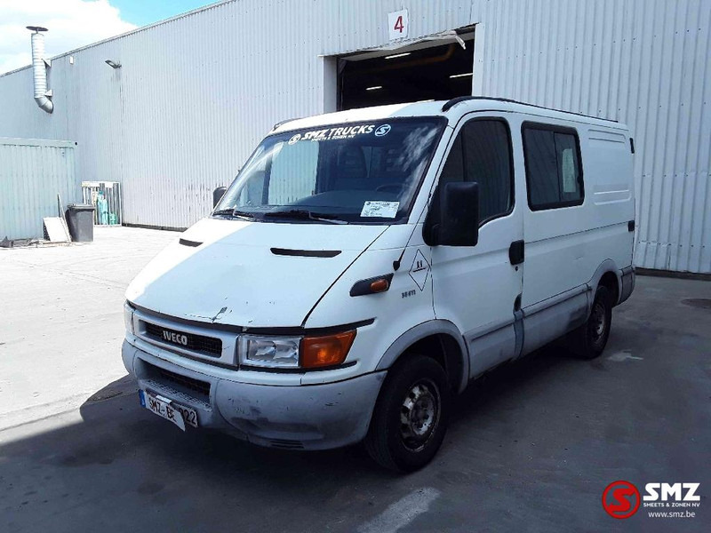 Iveco Daily - Цельнометаллический фургон: фото 3 Iveco Daily - Цельнометаллический фургон: фото 3