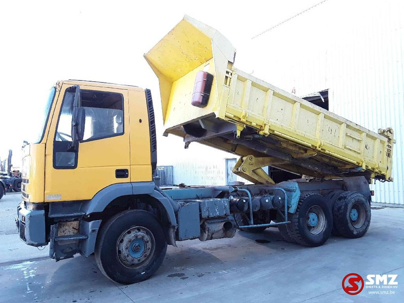 Iveco Eurotrakker 260 E 37 e2 manual pump - Самосвал: фото 5 Iveco Eurotrakker 260 E 37 e2 manual pump - Самосвал: фото 5
