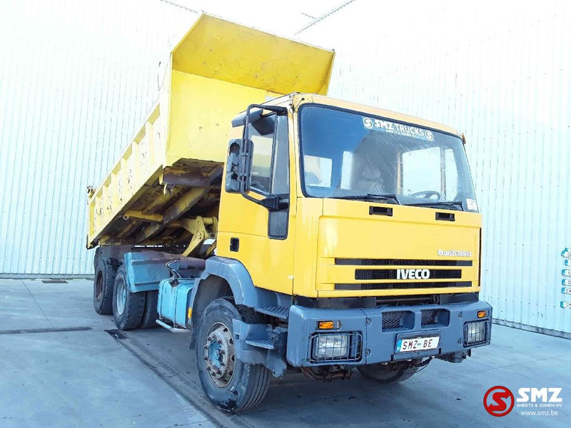 Iveco Eurotrakker 260 E 37 e2 manual pump - Самосвал: фото 1 Iveco Eurotrakker 260 E 37 e2 manual pump - Самосвал: фото 1