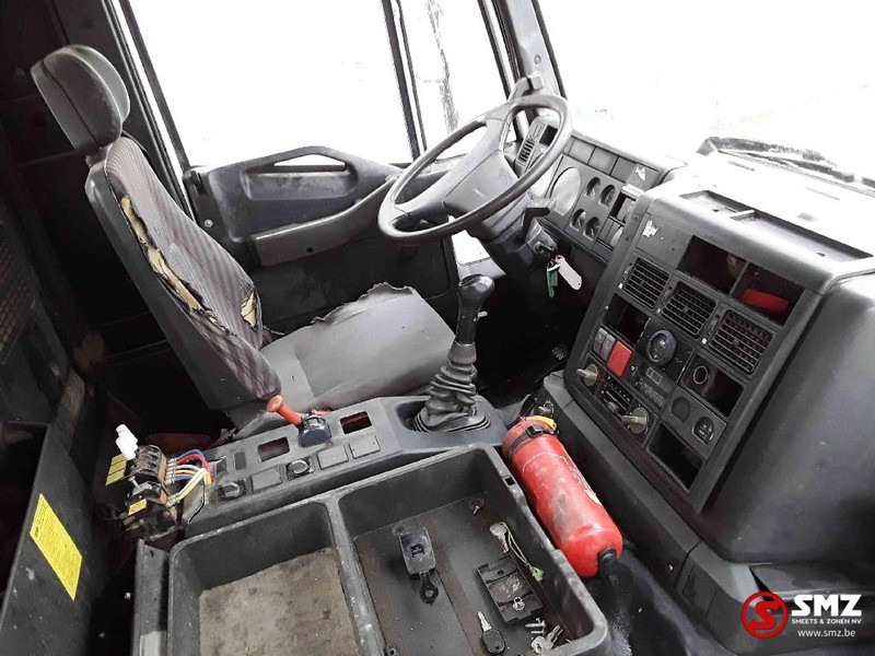 Грузовик-контейнеровоз/ Сменный кузов Iveco Trakker 260 E 34 6x4 francais: фото 6 Грузовик-контейнеровоз/ Сменный кузов Iveco Trakker 260 E 34 6x4 francais: фото 6