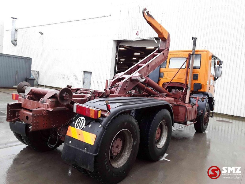 Грузовик-контейнеровоз/ Сменный кузов Iveco Trakker 260 E 34 6x4 francais: фото 11 Грузовик-контейнеровоз/ Сменный кузов Iveco Trakker 260 E 34 6x4 francais: фото 11