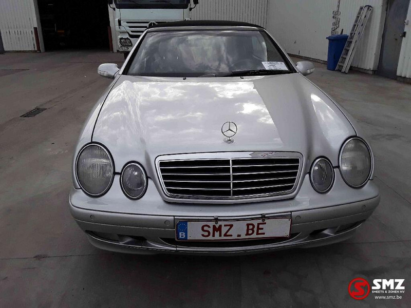 Mercedes-Benz CLK-Klasse 200 - Легковой автомобиль: фото 2 Mercedes-Benz CLK-Klasse 200 - Легковой автомобиль: фото 2