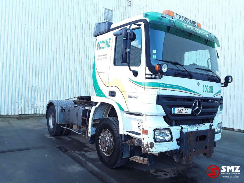 Mercedes-Benz Actros 2044 4x4 retarder hydrauclic - Тягач: фото 1 Mercedes-Benz Actros 2044 4x4 retarder hydrauclic - Тягач: фото 1
