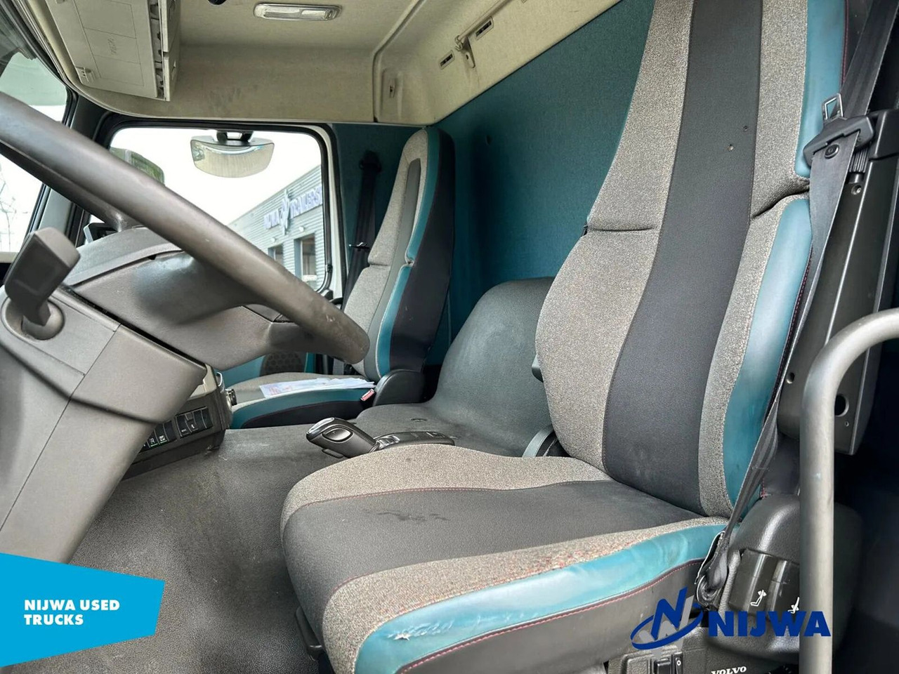 Новый Тентованный грузовик Volvo FM 330 Schuifzeil + Laadklep: фото 12