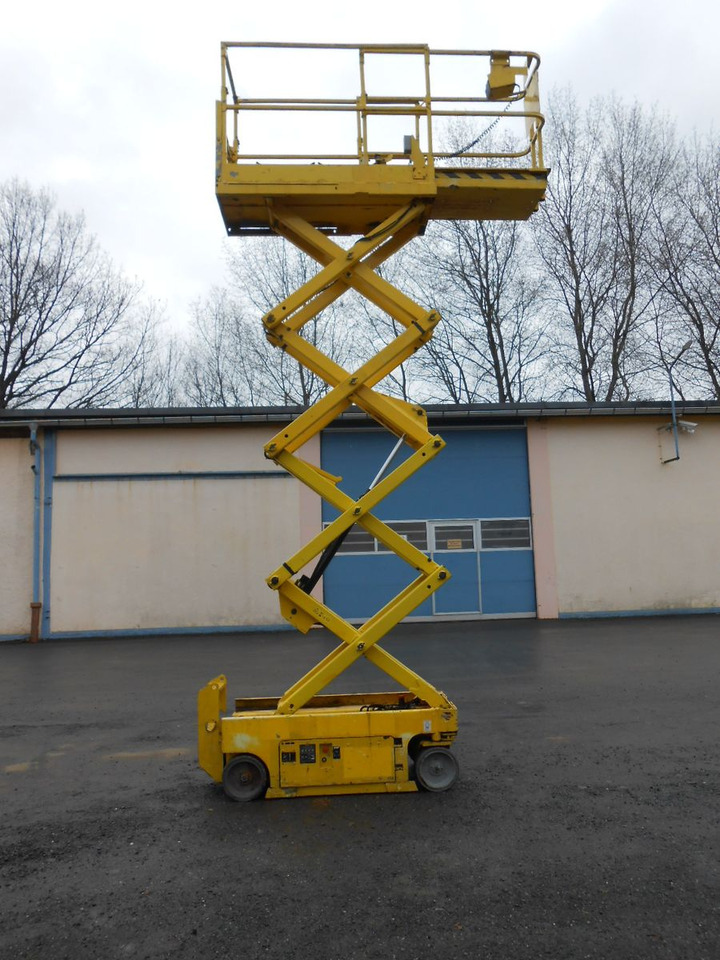 Genie GS 1930, Scherenarbeitsbühne Genie 8 m - Грузовик с подъемником: фото 1 Genie GS 1930, Scherenarbeitsbühne Genie 8 m - Грузовик с подъемником: фото 1