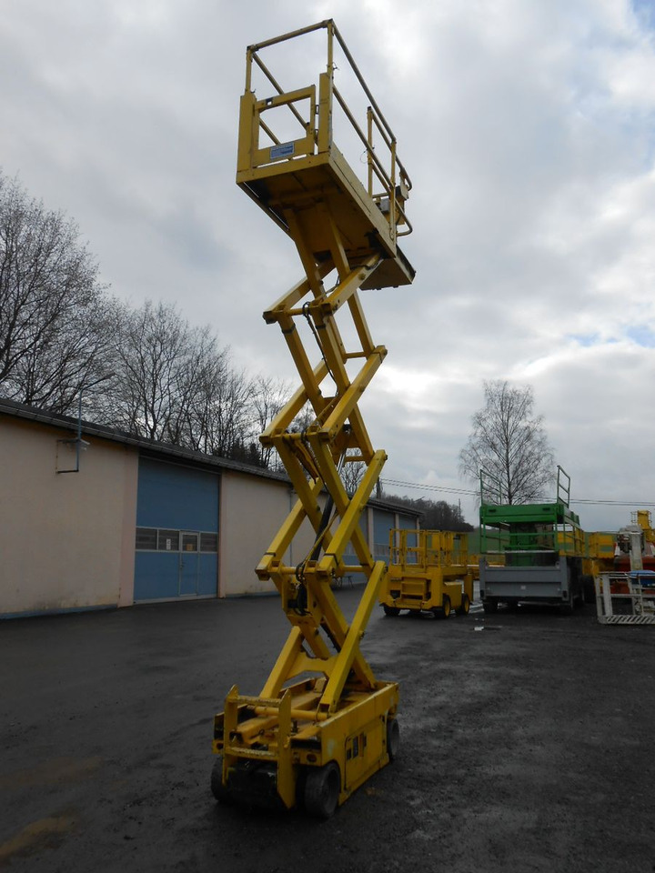 Genie GS 1930, Scherenarbeitsbühne Genie 8 m - Грузовик с подъемником: фото 2 Genie GS 1930, Scherenarbeitsbühne Genie 8 m - Грузовик с подъемником: фото 2