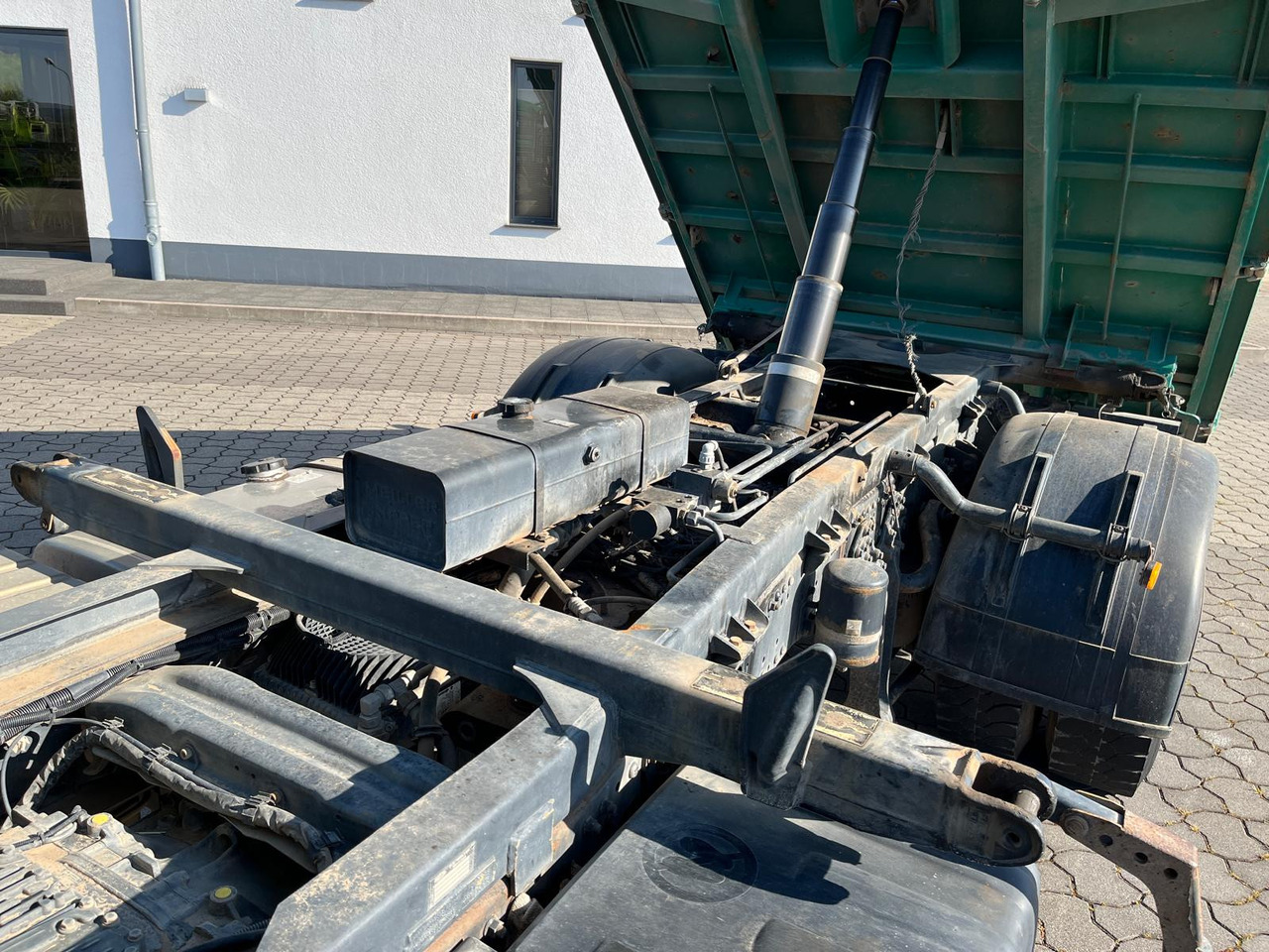 MAN TGS 18.460 4X4 H BL Kipper - Самосвал: фото 3 MAN TGS 18.460 4X4 H BL Kipper - Самосвал: фото 3