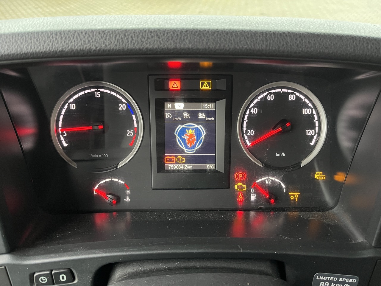 Scania R 450 6x2 Geränkezug + Orten Anhänger - Грузовик для перевозки напитков: фото 4 Scania R 450 6x2 Geränkezug + Orten Anhänger - Грузовик для перевозки напитков: фото 4