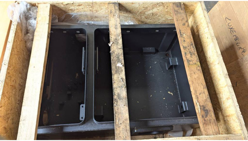 Komatsu WA600-8 BATTERY BOX 426-06-61211 - Рама/ Шасси для Строительной техники: фото 5 Komatsu WA600-8 BATTERY BOX 426-06-61211 - Рама/ Шасси для Строительной техники: фото 5