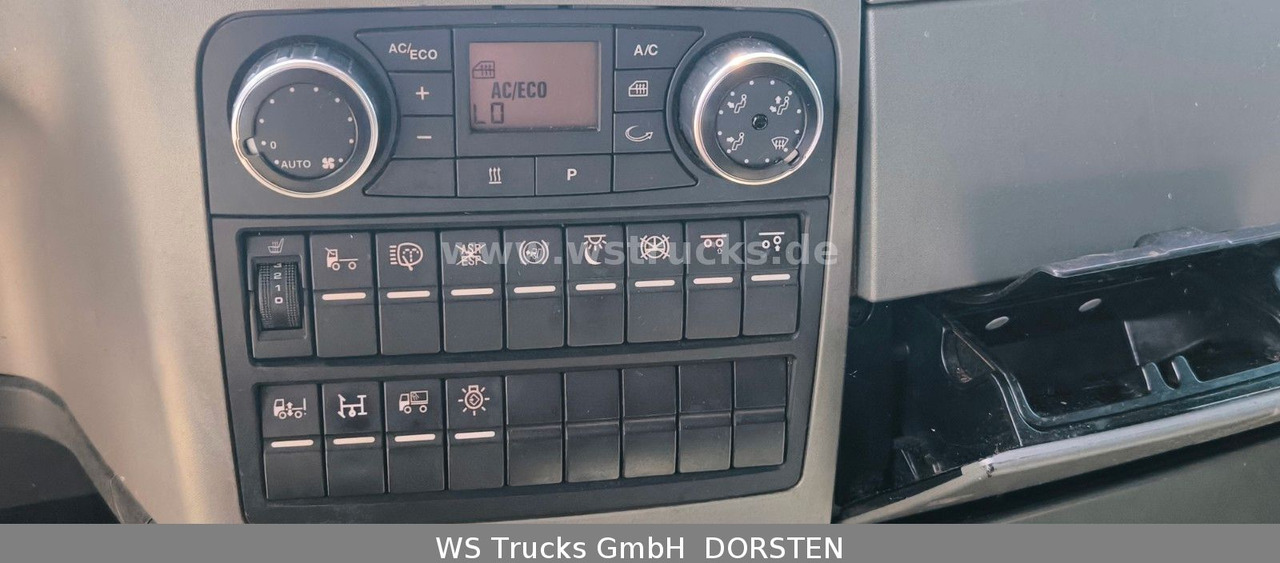 Коневоз MAN TGX 26.480 XL KABA   3 Stock Viehtransporter: фото 21