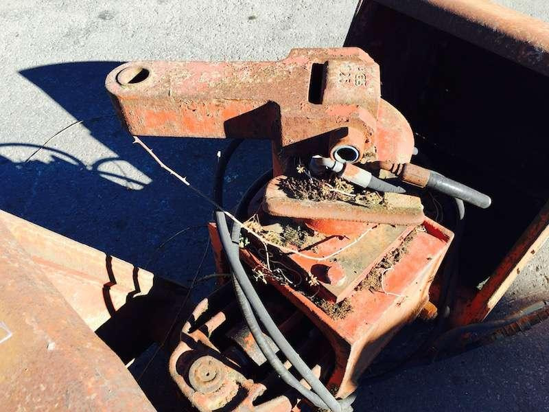 Camion avec rotator - coquilles 500mm reprise - ouverture 1500mm - Грейфер: фото 2 Camion avec rotator - coquilles 500mm reprise - ouverture 1500mm - Грейфер: фото 2