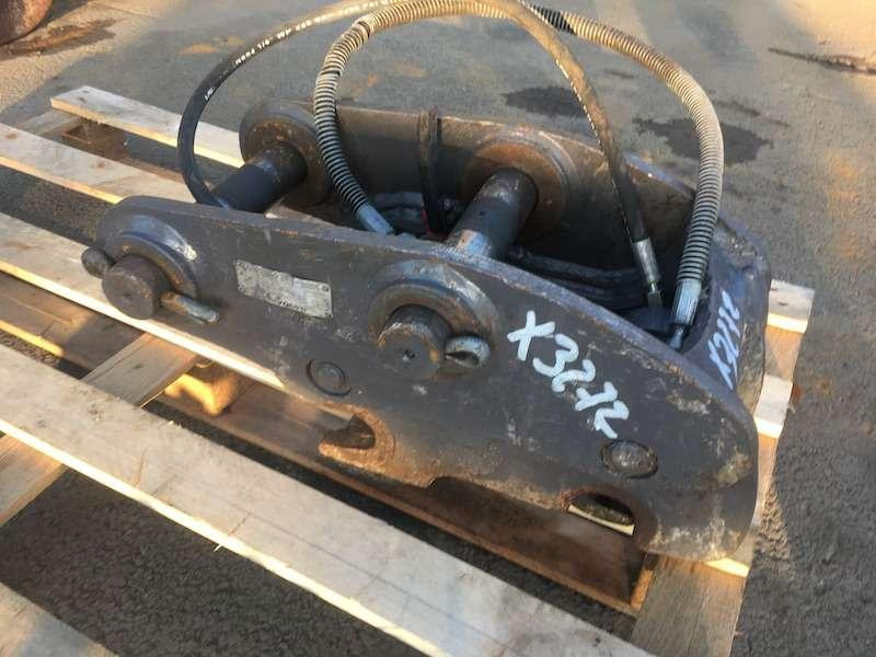 VOLVO Coupleur Hydraulique VOLVO montage origine ECR50 - Сцепное устройство для Строительной техники: фото 3 VOLVO Coupleur Hydraulique VOLVO montage origine ECR50 - Сцепное устройство для Строительной техники: фото 3