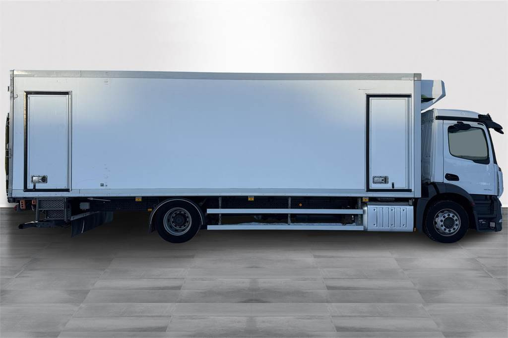 Mercedes-Benz Actros 1830L 5 SM FRC 2-lämpö(atp10/2025) - Изотермический грузовик: фото 4 Mercedes-Benz Actros 1830L 5 SM FRC 2-lämpö(atp10/2025) - Изотермический грузовик: фото 4