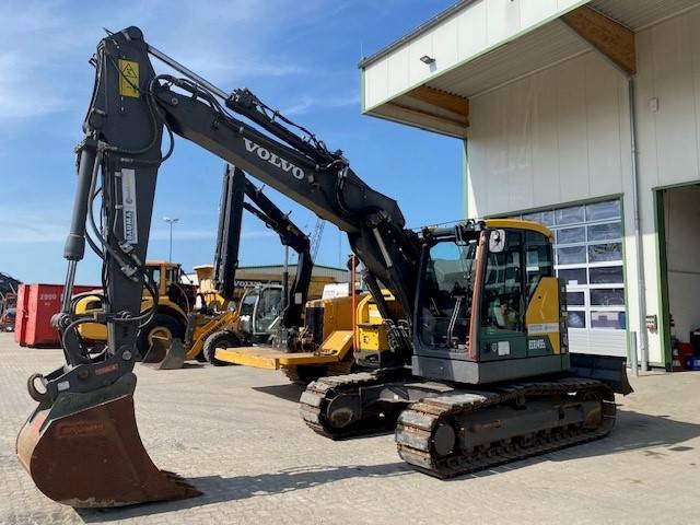 Volvo ECR 145 E L MIETE / RENTAL (12001048) - Гусеничный экскаватор: фото 1 Volvo ECR 145 E L MIETE / RENTAL (12001048) - Гусеничный экскаватор: фото 1