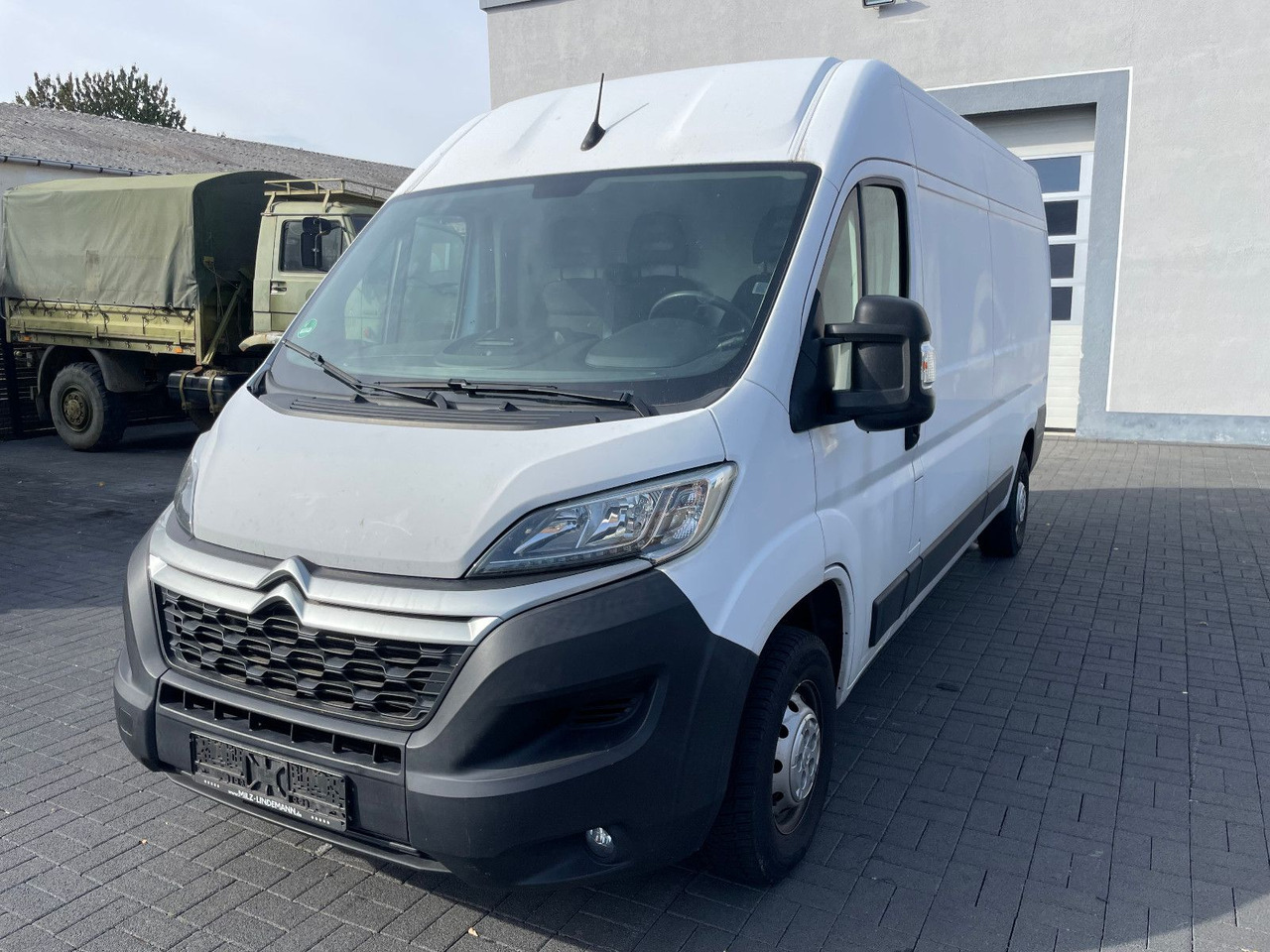 Citroën Jumper 35 L3H2 BlueHDi 165 - Цельнометаллический фургон: фото 3 Citroën Jumper 35 L3H2 BlueHDi 165 - Цельнометаллический фургон: фото 3