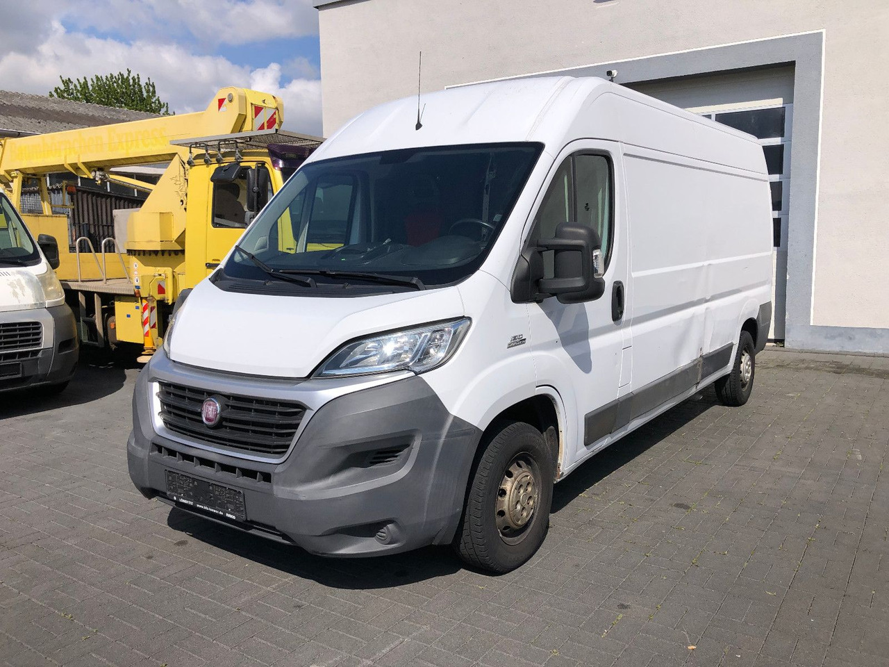 Fiat Ducato 2,3 JTD, 35 130 L4H2 RS: 4035 mm - Цельнометаллический фургон: фото 1 Fiat Ducato 2,3 JTD, 35 130 L4H2 RS: 4035 mm - Цельнометаллический фургон: фото 1