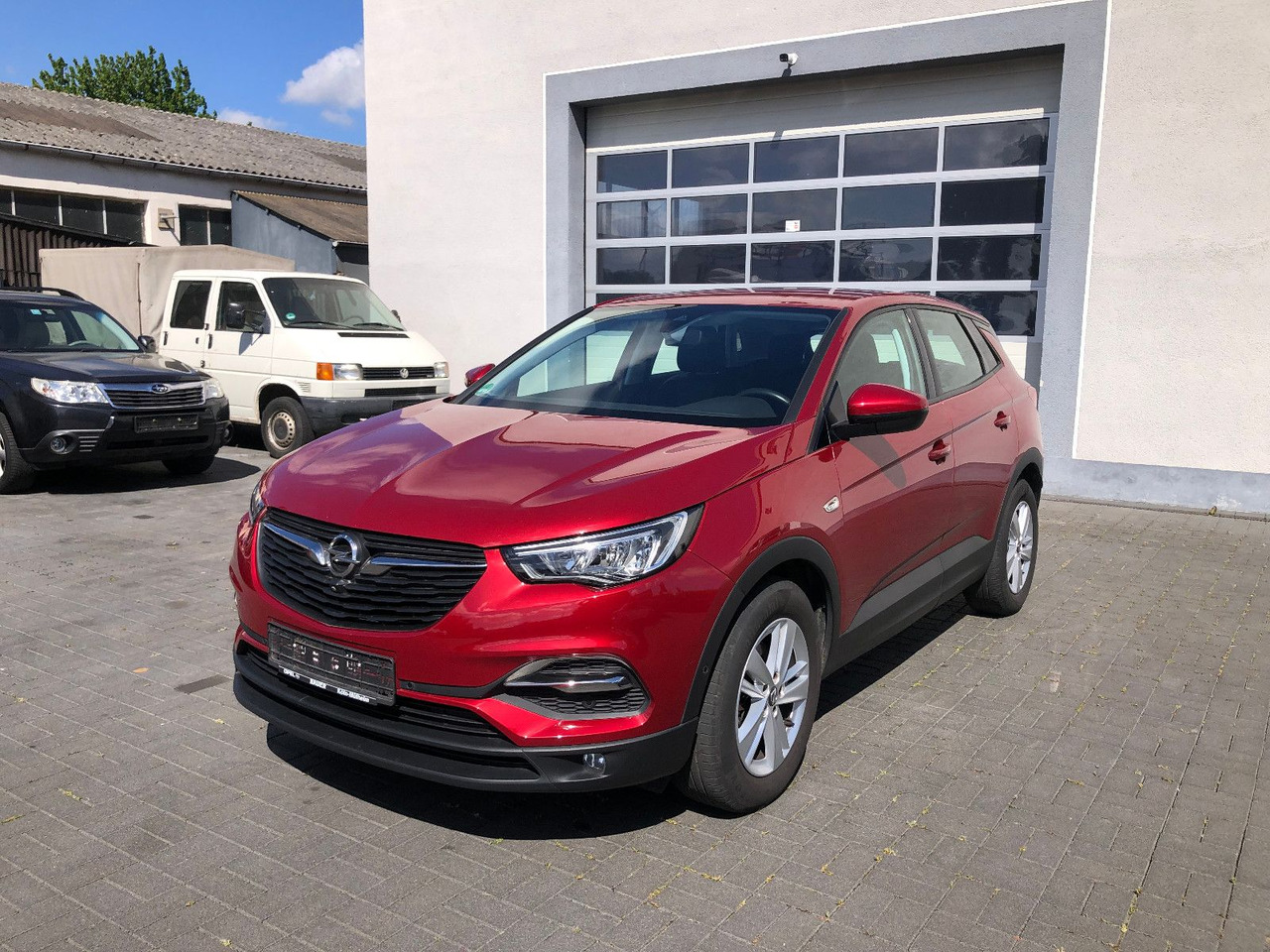Opel Grandland (X) 1.5 D Automatik Business Edition - Внедорожник: фото 1 Opel Grandland (X) 1.5 D Automatik Business Edition - Внедорожник: фото 1