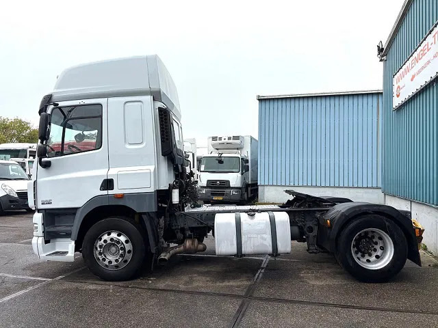 DAF CF 85.460 SPACECAB 4x2 (AS-TRONIC / MX-BRAKE / AIRCONDITIONING / ADR-VLG / FRIDGE / EURO 5 / ETC.) - Тягач: фото 5 DAF CF 85.460 SPACECAB 4x2 (AS-TRONIC / MX-BRAKE / AIRCONDITIONING / ADR-VLG / FRIDGE / EURO 5 / ETC.) - Тягач: фото 5
