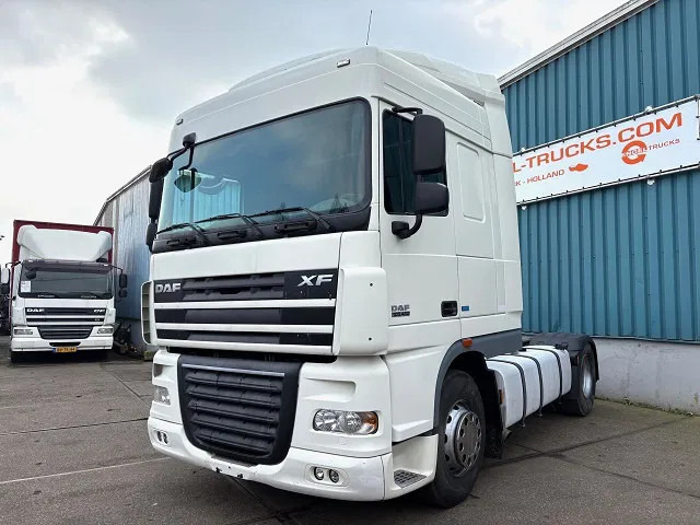 DAF XF 105.460 ATE SPACECAB 4x2 ONLY 835.500 KM (ZF-MANUAL GEARBOX / ZF-INTARDER / AIRCONDITIONING / EURO 5) - Тягач: фото 1 DAF XF 105.460 ATE SPACECAB 4x2 ONLY 835.500 KM (ZF-MANUAL GEARBOX / ZF-INTARDER / AIRCONDITIONING / EURO 5) - Тягач: фото 1