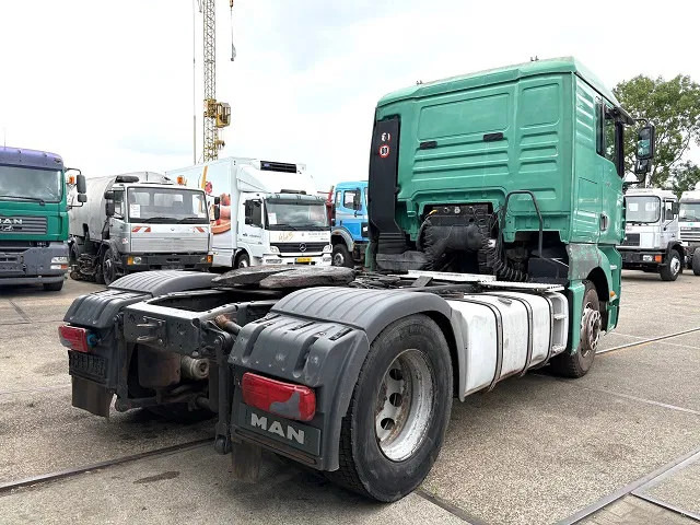 MAN TGA 18.460 FLT XL (6-CILINDER HEADS / ZF16 MANUAL GEARBOX / ZF-INTARDER / AIRCONDITIONING) - Тягач: фото 3 MAN TGA 18.460 FLT XL (6-CILINDER HEADS / ZF16 MANUAL GEARBOX / ZF-INTARDER / AIRCONDITIONING) - Тягач: фото 3