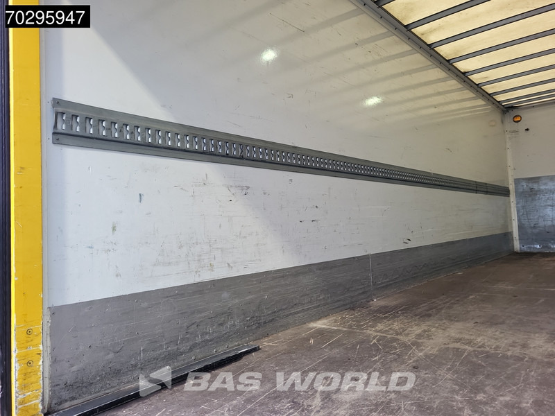 Грузовик с закрытым кузовом DAF LF 230 LF 230 FA 4X2 19tons NL-Truck 2000kg Ladebordwand Automatic Euro 6: фото 14 Грузовик с закрытым кузовом DAF LF 230 LF 230 FA 4X2 19tons NL-Truck 2000kg Ladebordwand Automatic Euro 6: фото 14