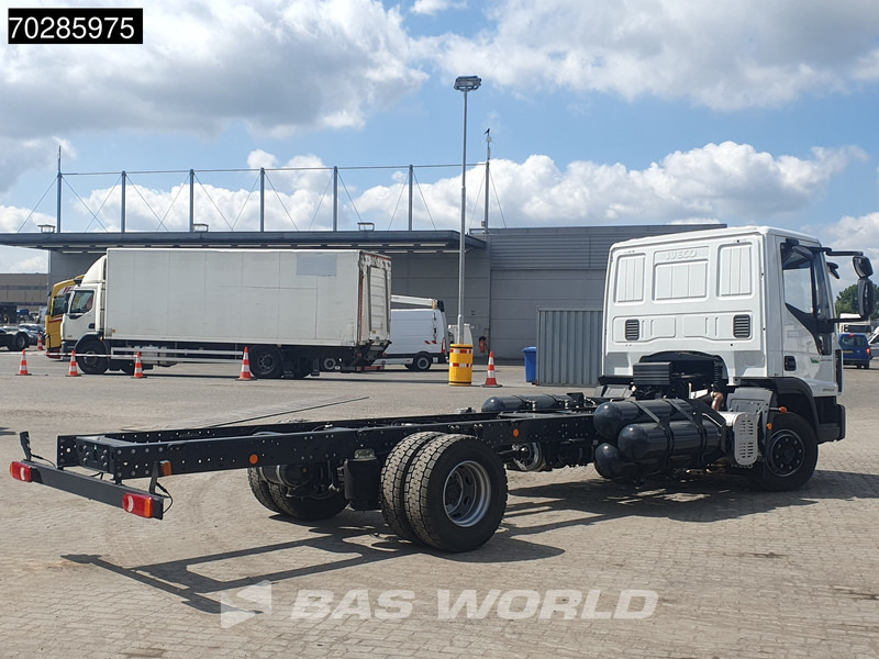 Iveco Eurocargo 120LE210 4X2 NEW 12tons chassis! CNG Engine TELMA Retarder Manual Euro 6 - Грузовик-шасси: фото 5 Iveco Eurocargo 120LE210 4X2 NEW 12tons chassis! CNG Engine TELMA Retarder Manual Euro 6 - Грузовик-шасси: фото 5