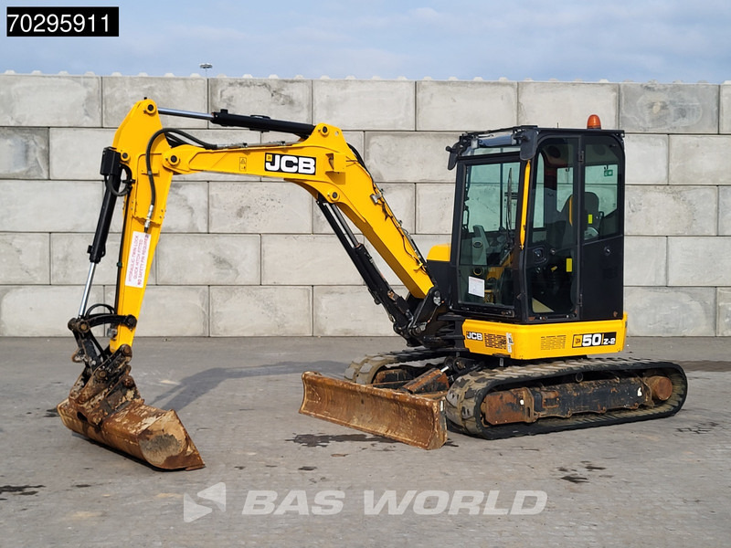 JCB 50Z-2 3 BUCKETS - Мини-экскаватор: фото 2 JCB 50Z-2 3 BUCKETS - Мини-экскаватор: фото 2