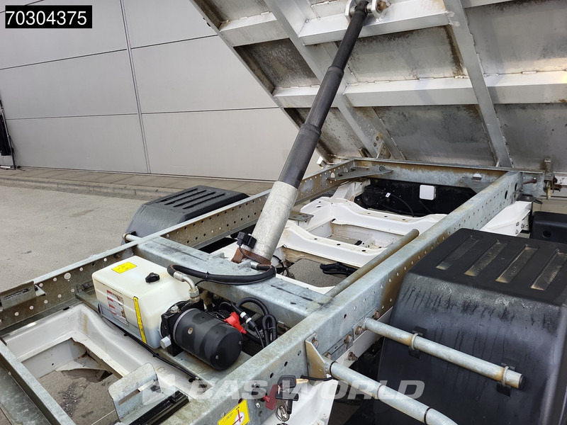 Малотоннажный бортовой грузовик MAN TGE 5.120 Open Laadbak met Kist Dubbel Cabine 3,5t Trekhaak Navi Camera Airco Cruise Euro6 Pritsche Pickup Open Box A/C Towbar Cruise cont: фото 8 Малотоннажный бортовой грузовик MAN TGE 5.120 Open Laadbak met Kist Dubbel Cabine 3,5t Trekhaak Navi Camera Airco Cruise Euro6 Pritsche Pickup Open Box A/C Towbar Cruise cont: фото 8