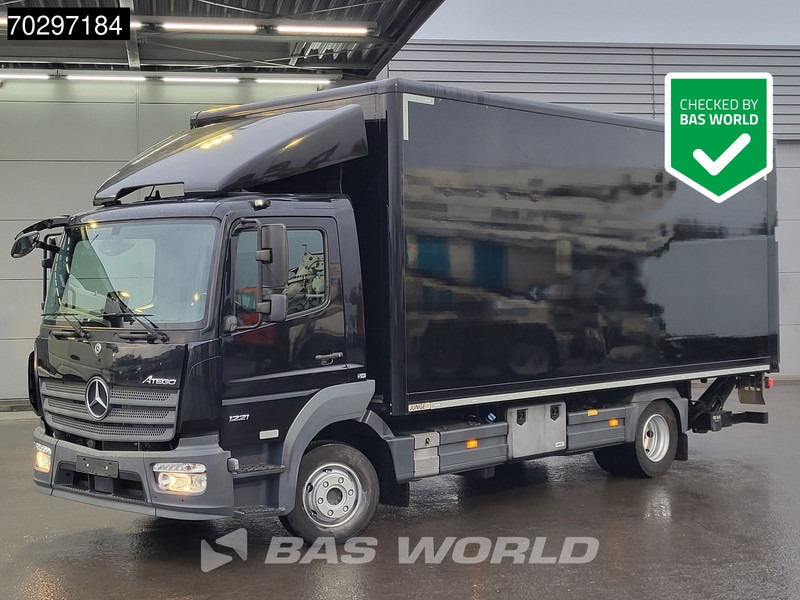 Mercedes-Benz Atego 1221 4X2 12tonner 1500kg Ladebordwand Automatic Euro 6 - Грузовик с закрытым кузовом: фото 1 Mercedes-Benz Atego 1221 4X2 12tonner 1500kg Ladebordwand Automatic Euro 6 - Грузовик с закрытым кузовом: фото 1