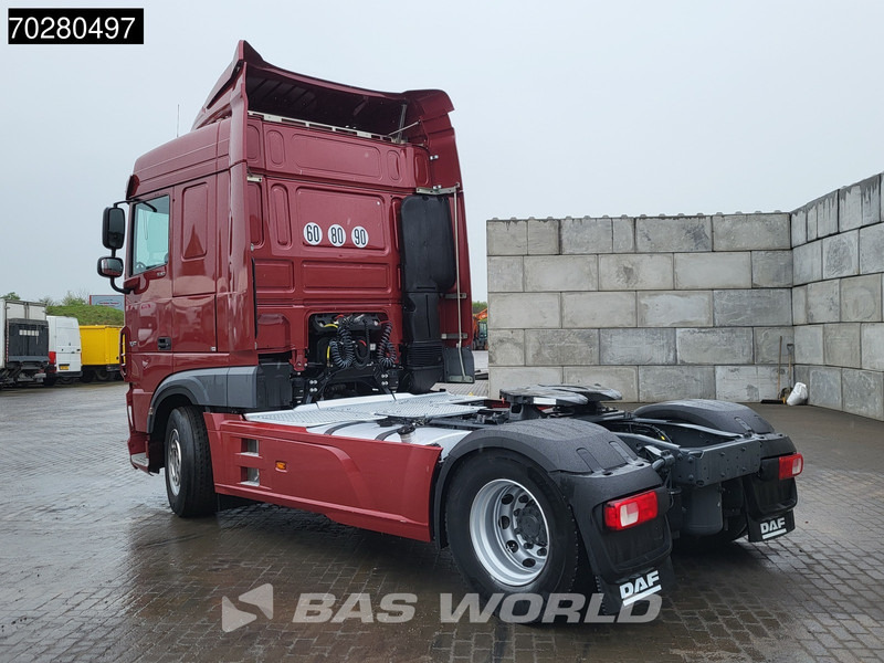 DAF XF 530 XF 4X2 Retarder ACC Standklima Euro 6 - Тягач: фото 2 DAF XF 530 XF 4X2 Retarder ACC Standklima Euro 6 - Тягач: фото 2