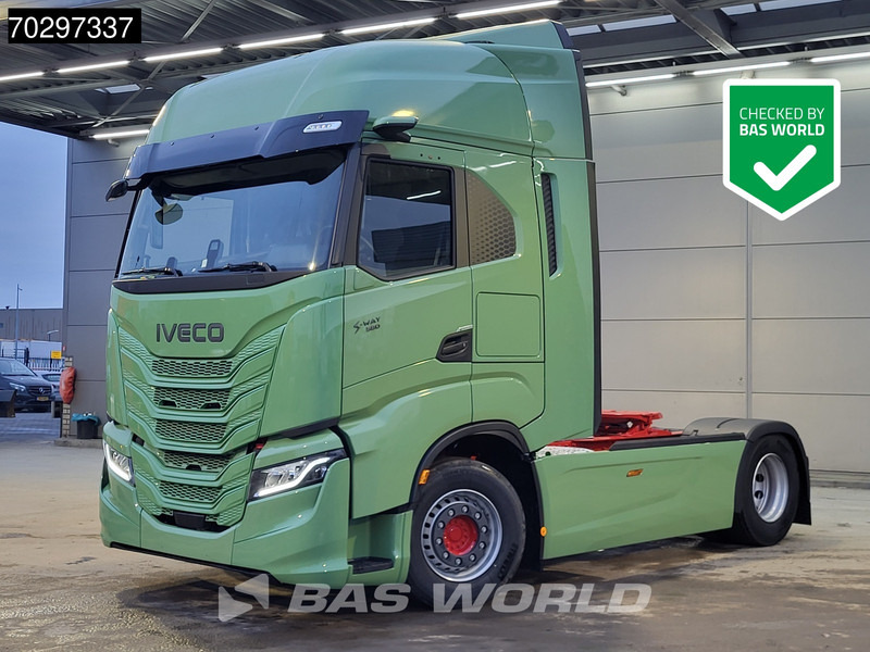 Iveco S-Way 580 4X2 NEW! LED Standklima ACC Navi Euro 6 - Тягач: фото 1 Iveco S-Way 580 4X2 NEW! LED Standklima ACC Navi Euro 6 - Тягач: фото 1