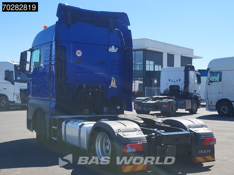 MAN TGX 18.460 4X2 XLX Mega Retarder 2x Tanks Standklima - Тягач: фото 2 MAN TGX 18.460 4X2 XLX Mega Retarder 2x Tanks Standklima - Тягач: фото 2