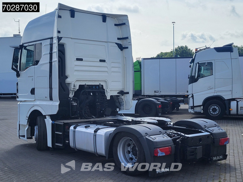 MAN TGX 18.470 4X2 GX Retarder Mega Standklima 2xTanks ACC Euro 6 - Тягач: фото 2 MAN TGX 18.470 4X2 GX Retarder Mega Standklima 2xTanks ACC Euro 6 - Тягач: фото 2