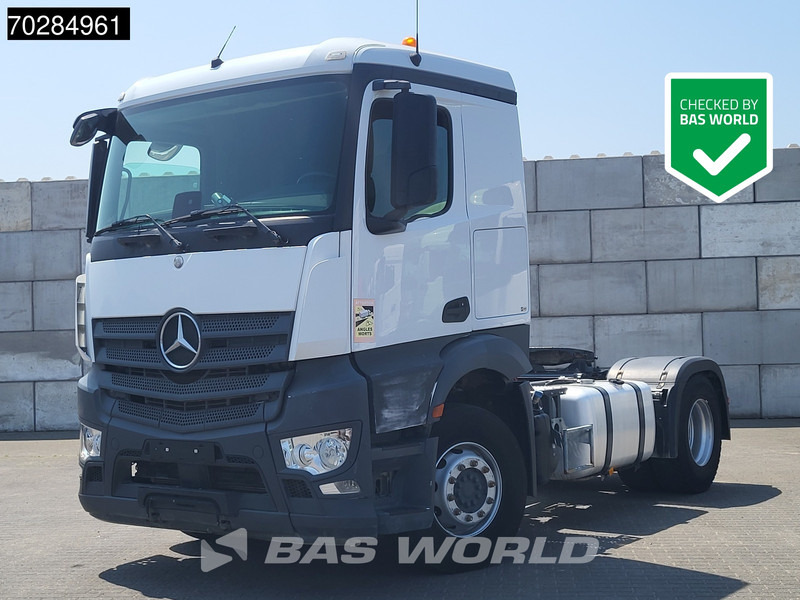 Mercedes-Benz Actros 1845 4X2 ClassisSpace PTO Retarder - Тягач: фото 1 Mercedes-Benz Actros 1845 4X2 ClassisSpace PTO Retarder - Тягач: фото 1