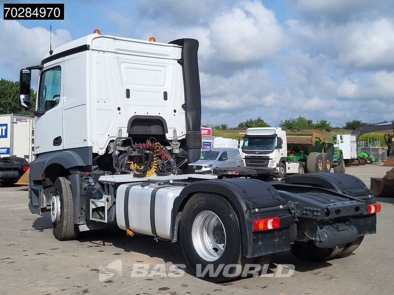 Mercedes-Benz Actros 1845 4X2 ClassisSpace PTO Retarder - Тягач: фото 2 Mercedes-Benz Actros 1845 4X2 ClassisSpace PTO Retarder - Тягач: фото 2