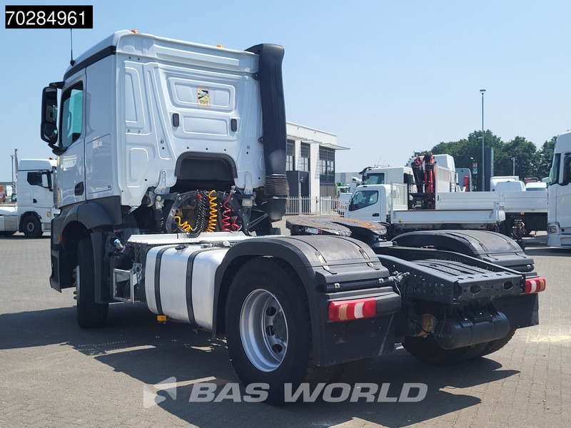 Mercedes-Benz Actros 1845 4X2 ClassisSpace PTO Retarder - Тягач: фото 2 Mercedes-Benz Actros 1845 4X2 ClassisSpace PTO Retarder - Тягач: фото 2