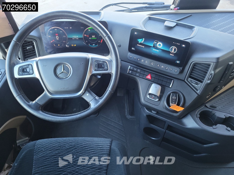 Тягач Mercedes-Benz Actros 1848 4X2 BigSpace Retarder Standklima MirrorCam ACC Xenon Euro 6: фото 19 Тягач Mercedes-Benz Actros 1848 4X2 BigSpace Retarder Standklima MirrorCam ACC Xenon Euro 6: фото 19