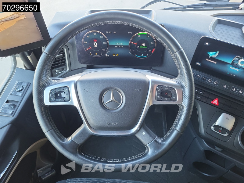 Тягач Mercedes-Benz Actros 1848 4X2 BigSpace Retarder Standklima MirrorCam ACC Xenon Euro 6: фото 20 Тягач Mercedes-Benz Actros 1848 4X2 BigSpace Retarder Standklima MirrorCam ACC Xenon Euro 6: фото 20