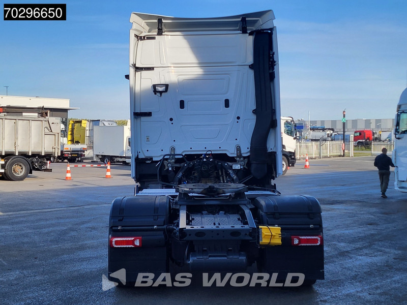 Тягач Mercedes-Benz Actros 1848 4X2 BigSpace Retarder Standklima MirrorCam ACC Xenon Euro 6: фото 9 Тягач Mercedes-Benz Actros 1848 4X2 BigSpace Retarder Standklima MirrorCam ACC Xenon Euro 6: фото 9