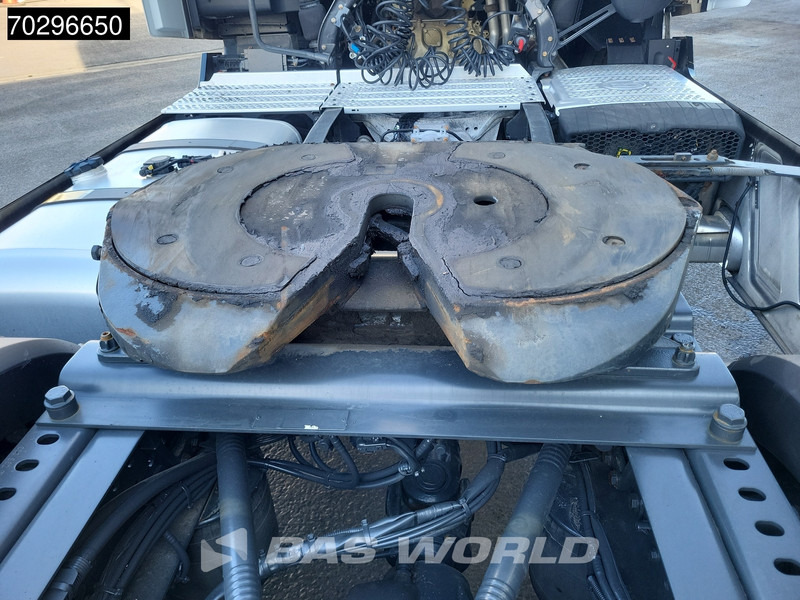 Тягач Mercedes-Benz Actros 1848 4X2 BigSpace Retarder Standklima MirrorCam ACC Xenon Euro 6: фото 16 Тягач Mercedes-Benz Actros 1848 4X2 BigSpace Retarder Standklima MirrorCam ACC Xenon Euro 6: фото 16