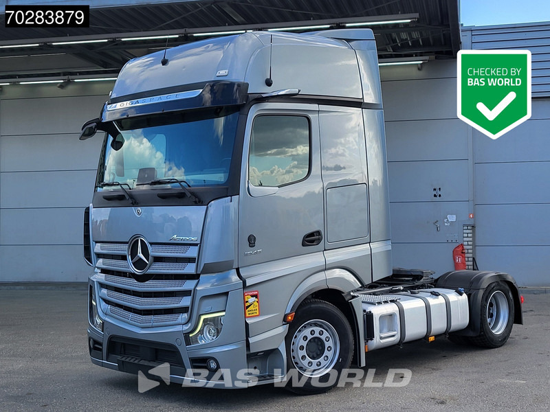 Mercedes-Benz Actros 1945 4X2 Mega GigaSpace Mirrorcam 100% Tyres! - Тягач: фото 1 Mercedes-Benz Actros 1945 4X2 Mega GigaSpace Mirrorcam 100% Tyres! - Тягач: фото 1