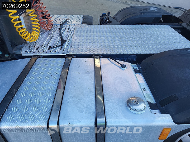 Mercedes-Benz Actros 2540 Actros 6X2 StreamSpace MP5 Lift + Lenkachse - Тягач: фото 3 Mercedes-Benz Actros 2540 Actros 6X2 StreamSpace MP5 Lift + Lenkachse - Тягач: фото 3