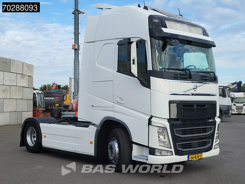 Volvo FH 500 4X2 NL-Truck XL 2xTanks I-ParkCool VEB+ Xenon - Тягач: фото 3 Volvo FH 500 4X2 NL-Truck XL 2xTanks I-ParkCool VEB+ Xenon - Тягач: фото 3