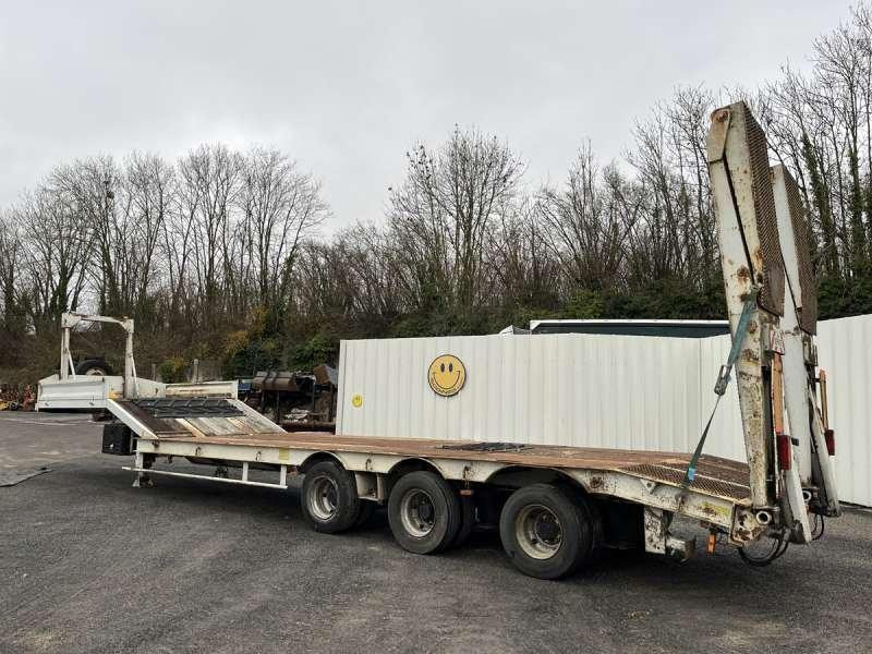 Actm 3 ESSIEUX - Низкорамный полуприцеп: фото 4 Actm 3 ESSIEUX - Низкорамный полуприцеп: фото 4