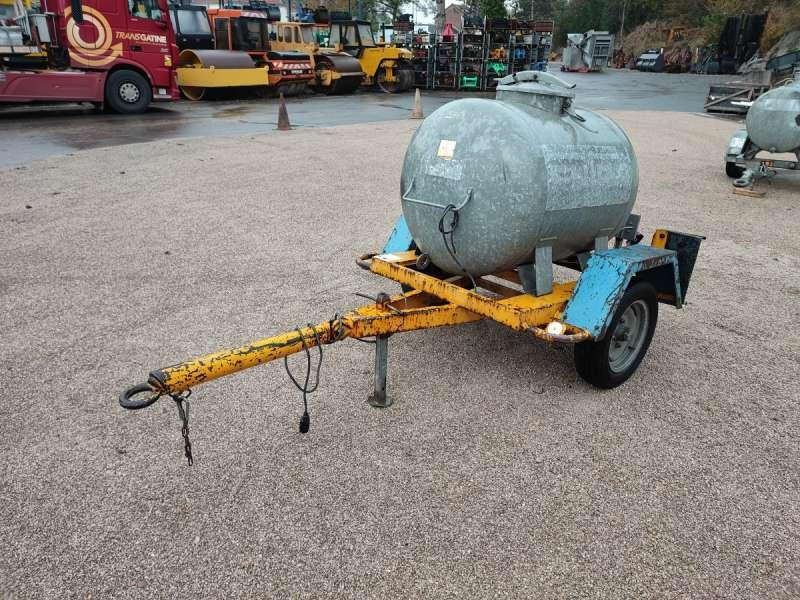 Courant 500 LITRES A EAU - Цистерна: фото 2 Courant 500 LITRES A EAU - Цистерна: фото 2