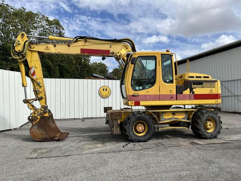 Liebherr A900C Litronic - Колёсный экскаватор: фото 3 Liebherr A900C Litronic - Колёсный экскаватор: фото 3