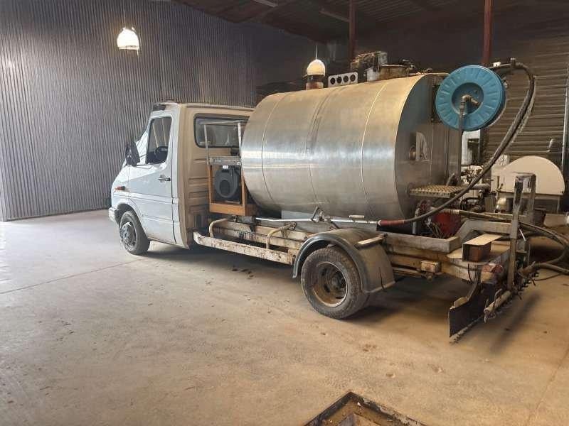 Mercedes 410 A EMULSION + TREMI GRAVILLON - Гудронатор: фото 2 Mercedes 410 A EMULSION + TREMI GRAVILLON - Гудронатор: фото 2