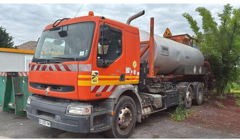 Renault Camion Ampliroll PREMIUM 370-26 AVEC BOUILLE ACMAR - Гудронатор: фото 1 Renault Camion Ampliroll PREMIUM 370-26 AVEC BOUILLE ACMAR - Гудронатор: фото 1