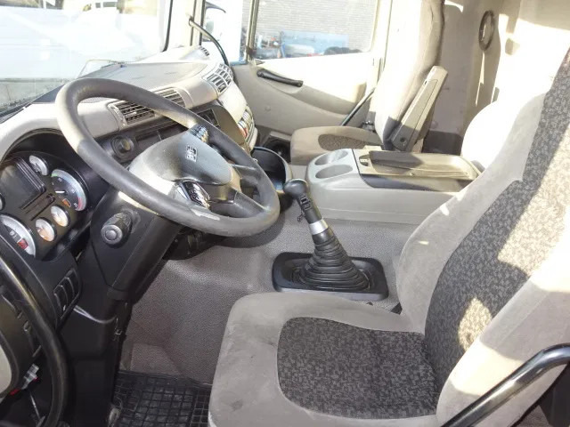 DAF CF 360 13000 LITER MANUAL GEARBOX EURO5 - Грузовик-цистерна: фото 4 DAF CF 360 13000 LITER MANUAL GEARBOX EURO5 - Грузовик-цистерна: фото 4